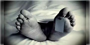 Read more about - Garia | ভাড়াবাড়ির সিলিং থেকে ঝুলছে স্বামী, খাটে রক্তমাখা স্ত্রীর দেহ, গড়িয়ায় দম্পতির রহস্য মৃত্যুতে ঘনাচ্ছে সন্দেহ