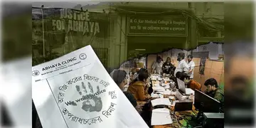 Read more about - Abhaya Clinic । আন্দোলনের মধ্যেও রোগী দেখবেন জুনিয়র চিকিৎসকরা, শহরের বিভিন্ন প্রান্তে চালু অস্থায়ী ক্যাম্প ‘অভয়া ক্লিনিক’