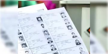 Read more about - ECI | 'বাদ যাবে না কোনও যোগ্য ভোটারের নাম', দেশজুড়ে সক্রিয় প্রচার ও বিশেষ শিবিরের আয়োজন শুরু করল নির্বাচন কমিশন!