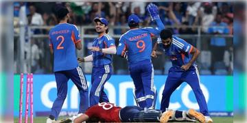 Read more about - T20 World Cup | রানের পাহাড়ে ফাইনালে ভারত, ব্রিটিশদের হারিয়ে বিশ্বকাপের কাছাকাছি অক্ষর-সূর্যরা