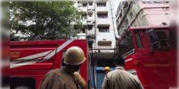 Read more about - Fire Department | অগ্নিনির্বাপন ব্যবস্থার গলদের অভিযোগে নিউ মার্কেটের ২৫ হোটেল-রেস্তরাঁকে শোকজ করল দমকল!