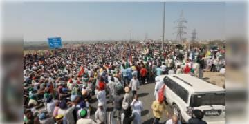 Read more about - দিল্লি সীমানায় রাস্তা অবরোধ, আন্দোলনের ১০০ দিন পর দিল্লি সীমানায় মিছিল শুরু করেন কৃষকরা