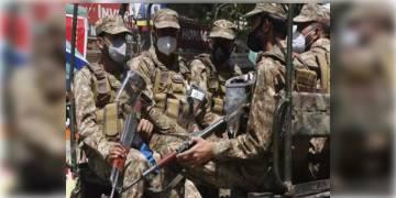 Read more about - পাকিস্তানের খাইবার পাখতুনখোয়া প্রদেশে জঙ্গি হামলায় নিহত পাকিস্তানের ১১ জন সেনা কর্মী