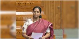 Read more about - Kadiyam Kavya | কর্মরত অবিবাহিত এবং বিধবা মহিলাদের জন্যে লোকসভায় বিল পেশ করলেন কাদিয়াম কাব্য