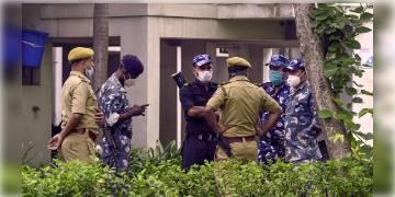 Read more about - নিউটাউন এনকাউন্টার-কাণ্ডের ধৃতদের সঙ্গে পাক-যোগ, জেরার মুখে পঞ্জাবের পুলিশ কনস্টেবলও