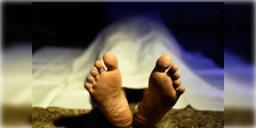 Read more about - Haridevpur | দরজার নিচ থেকে গড়িয়ে আসছে রক্ত! দেহে ধরেছে পচন! বন্ধ ঘর থেকে হাত-পা বাঁধা অবস্থায় উদ্ধার মহিলার দেহ