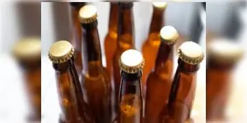 Read more about - ইউটিউব লাইভস্ট্রিমে দেড় লিটার ভদকা খেয়ে মারা যান রাশিয়ার এক ব্যাক্তি 