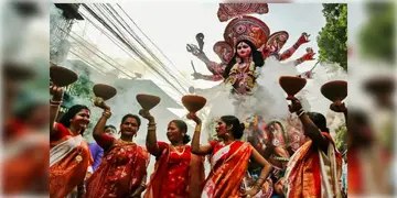 Read more about - Durga Puja 2024 | মহালয়াতে আগমন, মহালয়াতেই বিসর্জন! একদিনের দুর্গাপুজো হয় ধেনুয়া গ্রামে