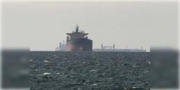 Read more about - US-Iran | হরমুজে বোমা হামলা ট্রাম্পের, ইরানের ক্ষেপণাস্ত্র লক্ষ্য করে ‘বাঙ্কার বাস্টার’ ছুঁড়লো আমেরিকা