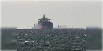 Read more about - US-Iran | হরমুজে বোমা হামলা ট্রাম্পের, ইরানের ক্ষেপণাস্ত্র লক্ষ্য করে ‘বাঙ্কার বাস্টার’ ছুঁড়লো আমেরিকা