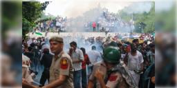 Read more about - Delhi Protest | ২০ জুলাই বিক্ষোভ ঘিরে হিংসার ঘটনায় FIR প্রত্যাহারের সিদ্ধান্ত, 'বিক্ষোভকারীদের বিরুদ্ধে আইনি পদক্ষেপ নয়' ঘোষণা সরকারের