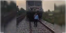 Read more about - Rajdhani Express | ট্রেনে নাশকতার ছক! লোকো পাইলটের সতর্কতায় বড় দুর্ঘটনা থেকে রক্ষা পেলো রাজধানী ও দূরপাল্লার ট্রেন!