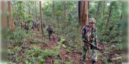 Read more about - Maoist | মাওবাদী নেতা কেশব রাও-সহ ৩০ মাওবাদীকে নিকেশ! মাথার দাম ছিল ১ কোটি!