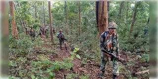 Read more about - Maoist | মাওবাদী নেতা কেশব রাও-সহ ৩০ মাওবাদীকে নিকেশ! মাথার দাম ছিল ১ কোটি!