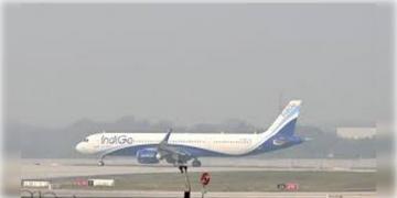 Read more about - IndiGo Flights | ১ দিনে ২০০ উড়ান বাতিল! বিপাকে ইন্ডিগো, 'কর্মীর অভাব'- সাফাই কতৃপক্ষের