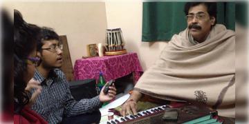 Read more about - Sanjay Chakrabarty | নাবালিকা ছাত্রীকে যৌন হেনস্থার অভিযোগ! গ্রেফতার পণ্ডিত অজয় চক্রবর্তীর ভাই সঙ্গীত শিল্পী সঞ্জয় চক্রবর্তী