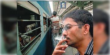 Read more about - Railway Rules | ট্রেনে উঠে 'সুখটান' দিলেই বেজে উঠবে অ্যালার্ম! থেমে যাবে ট্রেন! ধূমপান রুখতে বসছে বিশেষ মেশিন!