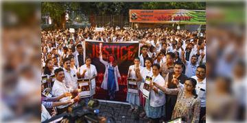 Read more about - R G Kar | বৃহস্পতিবারের মধ্যে CBIর কাছে স্ট্যাটাস রিপোর্ট চাইলো সুপ্রিম কোর্ট! ২২ আগস্ট মামলার পরবর্তী শুনানি