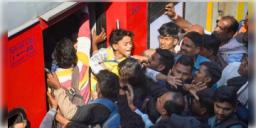 Read more about - Mahakumbh | মহাকুম্ভের ভিড় সামলাতে দেশের ৬০টি স্টেশনে AI প্রযুক্তি! অভিনব পদক্ষেপ নিচ্ছে রেল কর্তৃপক্ষ!