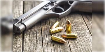 Read more about - Kolkata Arms । শিয়ালদায় খোঁজ মিললো অস্ত্রের আড়ৎঘরের, গোয়েন্দা বিভাগের তৎপরতায় আটক এক