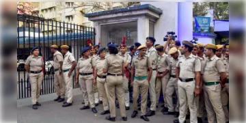 Read more about - WB Police | সামনেই রামনবমী, ছুটি বাতিল রাজ্য পুলিশ কর্মীদের, টানা আটদিন করতে হবে ডিউটি!