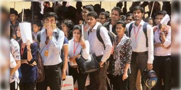 Read more about - Unemployment | পশ্চিমবঙ্গে বেকারত্বের হার ৯ শতাংশ,  পুরুষদের ক্ষেত্রে হার ৮.৫ শতাংশ ও মেয়েদের হার ৯ শতাংশ