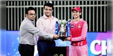 Read more about - "মেয়েদের টি-টোয়েন্টি চ্যালেঞ্জ ২০২০"-তে জয়ী ট্রেলব্লেজ়ার্স, দুরন্ত হাফসেঞ্চুরি দলের  স্মৃতি মন্ধানার !