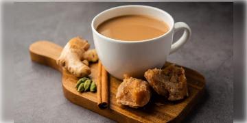 Read more about - Jaggery Tea | শীতে গুড় দিয়ে কেবল রুটি-পিঠেই নয়, খান চা-ও! সুস্বাদের সঙ্গে পাবেন স্বাস্থ্য উপকারিতা! রইলো রেসিপি!