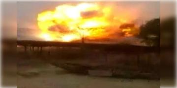 Read more about - Firecracker Factory | এগরার পর বিস্ফোরণ বজবজে! বেআইনি বাজি কারখানার বাড়বাড়ন্ত রুখতে ক্লাস্টার তৈরীর সিদ্ধান্ত রাজ্যের!