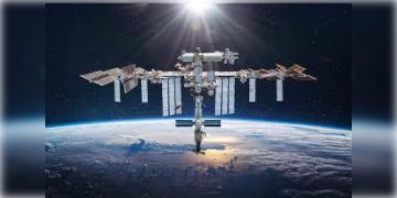 Read more about - Indian Space Station | শীঘ্রই তৈরি হবে ভারতীয় মহাকাশ স্টেশন! সাহায্য করবে ‘বন্ধু‘ আমেরিকা!