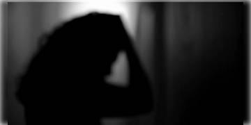 Read more about - মহারাষ্ট্রে অমানবিকতার শিকার গণধর্ষিতা! পঞ্চায়েতের নির্দেশ গ্রাম ছাড়ার, পুলিশের দ্বারস্থ হয় যুবতী।