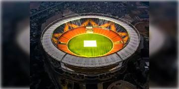 Read more about - MCA | নরেন্দ্র মোদি স্টেডিয়ামের থেকে বড়? মুম্বইয়ে নয়া স্টেডিয়াম তৈরী করতে চলেছে MCA!