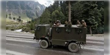 Read more about - অগ্নিপথ প্রত্যাহার নয়, অগ্রিম সুবিধার পরিকল্পনা, চাপে পড়ে এমনটাই ঘোষণা করলো কেন্দ্র