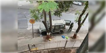 Read more about - ব্যবসায়ী মুকেশ আম্বানির বাসভবনে বিস্ফোরক ভর্তি গাড়ির তদন্তভার দেওয়া হচ্ছে NIA-র হাতে