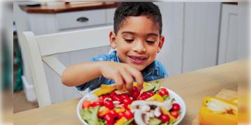 Read more about - Winter fruits | শীতে ধারের কাছে আসবে না কোনও রোগ! রোজ এই শীতকালীন ফল খেলে শরীরের সঙ্গে ভালো থাকবে ত্বকও!