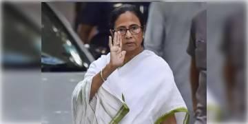 Read more about - হাজরা রোডের টিকাকেন্দ্রে মুখ্যমন্ত্রীর সারপ্রাইজ ভিজিট