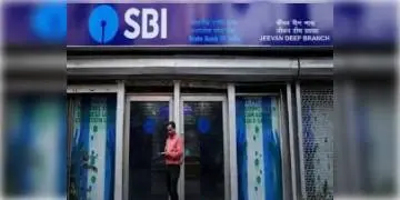 Read more about - স্টেট ব্যাঙ্ক অফ ইন্ডিয়ার নামে ভুয়ো ওয়েবসাইট খুলে প্রতারণার জাল  হ্যাকারদের