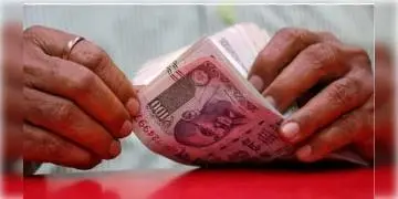 Read more about - সরকারি কর্মীদের গ্র্যাচুইটি ও লিভ এনক্যাশমেন্ট নিয়ে কেন্দ্রের তরফ থেকে বড়সড় ঘোষণা করা হল