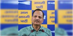 Read more about - Satyendar Jain Arrested | জল বোর্ডে বড়োসড়ো দুর্নীতি, দিল্লিতে গ্রেফতার AAP নেতা সত্যেন্দ্র জৈন সহ ৫, প্রাক্তন মন্ত্রীর বিরুদ্ধে রয়েছে কী কী অভিযোগ?