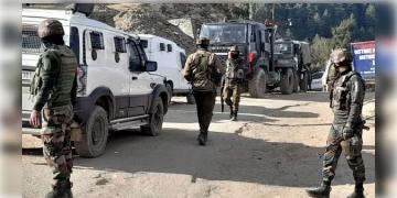 Read more about - Kashmir Militant Attack | কাশ্মীরের পহেলগামে পর্যটকদের ওপর জঙ্গি হামলা! ঘটনায় গুলিবিদ্ধ ২ পর্যটক!