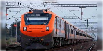 Read more about - Amrit Bharat Express | গতিবেগ ঘণ্টায় ১৩০ কিমি, টিকিট ভাড়া ৮০০ টাকা! স্বাচ্ছন্দ্যে হাওড়া থেকে ট্রেন ভ্রমণ!