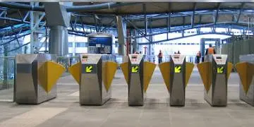 Read more about - বসছে কিউআর কোড স্ক্যানার! আরও আধুনিক কলকাতা মেট্রো, কাউন্টারে এড়ানো যাবে ভিড়