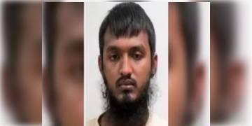 Read more about - সিঙ্গাপুরে গ্রেফতার ISIS ঘনিষ্ঠ বাংলাদেশের যুবক আহমেদ ফয়সাল, হিন্দুদের উপর হামলার ছক!