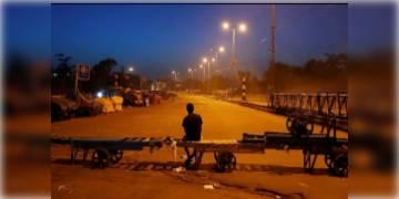 Read more about - সংক্রমণ রুখতে ফের কঠোর ভাবে জারি করা হয়েছে নাইট কারফিউ, কড়া পদক্ষেপ নিল নবান্ন