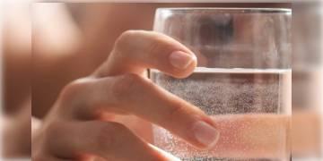 Read more about - একাধিক শারীরিক সমস্যা দূরে রাখতে ঘুম থেকে উঠেই জলপান করুন           