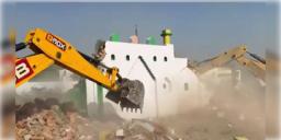 Read more about - Uttar Pradesh | বেআইনি নির্মাণ! উত্তরপ্রদেশে ইদগাহ, ইমামবাড়া গুঁড়িয়ে দিল যোগী প্রশাসনের বুলডোজার