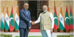 Read more about - India-Maldives | মলদ্বীপকে  ৬৩০০ কোটি টাকার সাহায্য করলো ভারত, সঙ্গে ৪০০ মিলিয়ন ডলার মূল্যের দ্বিপাক্ষিক মুদ্রা বিনিময়েরও সিদ্ধান্ত