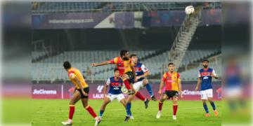 Read more about - ISL 2025 | ফের স্বপ্নভঙ্গ লাল-হলুদের, বেঙ্গালুরুর সঙ্গে ড্র করে সুপার সিক্সের আশা শেষ ইস্টবেঙ্গলের