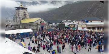 Read more about - Kedarnath Yatra | প্রাকৃতিক বিপর্যয়ের জেরে বন্ধ কেদারনাথ যাত্রা! যানজটে আটকে তীর্থযাত্রীরা