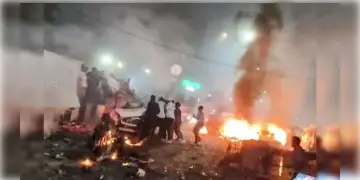 Read more about - Delhi Blast | দিল্লিতে বিস্ফোরণে মৃত্যু প্রায় ১০ জনের! হাই অ্যালার্ট জারি কলকাতা-মুম্বই-সহ সমস্ত বড় শহরে!